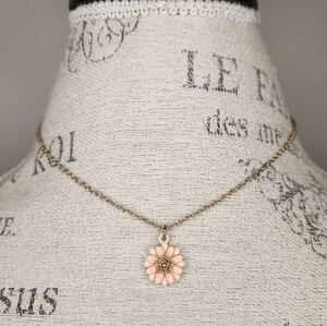 90s Pink Daisy Necklace